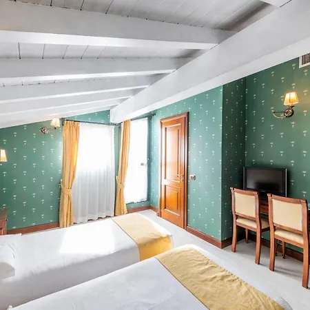 Du Hotel