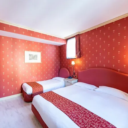 Du Otel 3*