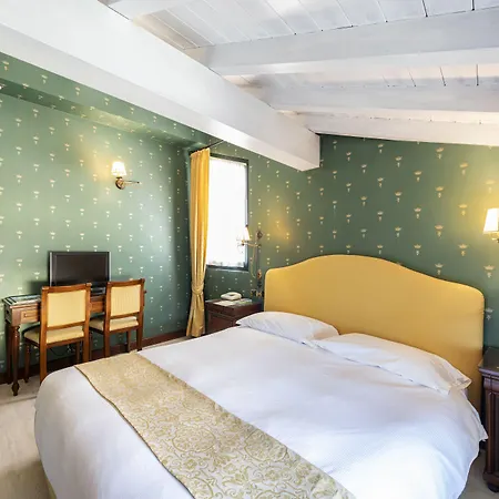 Otel Du 3*