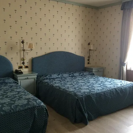 Du Otel 3*